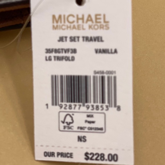 Michael Kors Trifold Wallet Vanilla - Picture 7 of 9